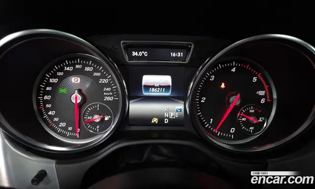 Mercedes-Benz GLE-Class 2018 3.0 автомат (гидро), миниатюра 8