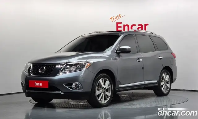 Nissan Pathfinder, 2016, 135 928 км