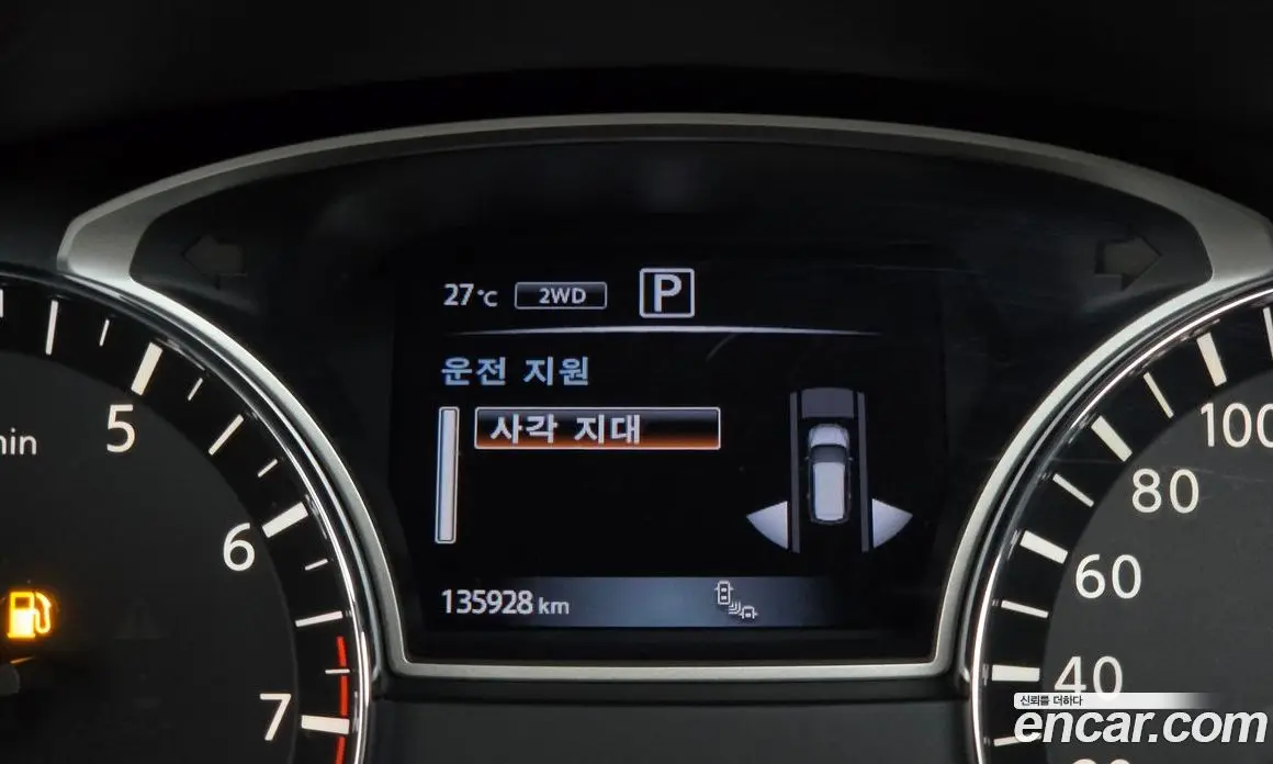 Nissan Pathfinder 2016 3.5 автомат (гидро), фото 16