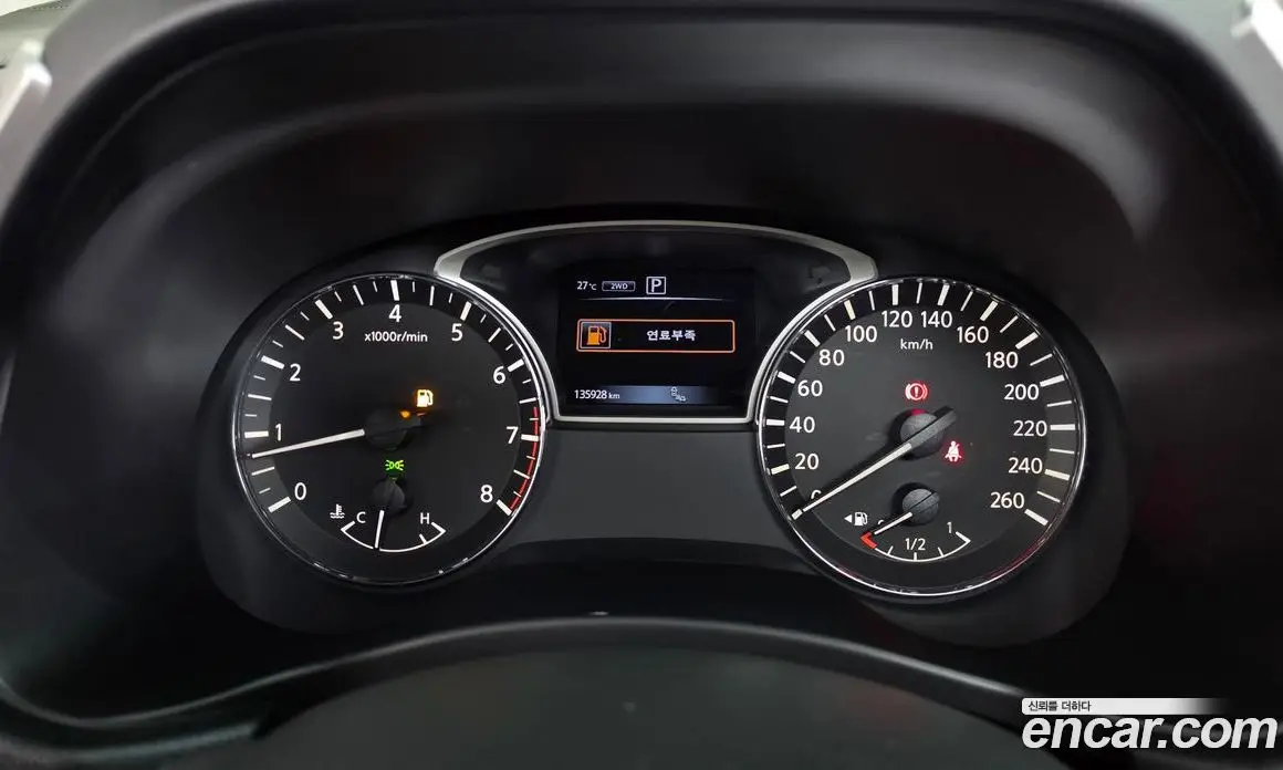 Nissan Pathfinder 2016 3.5 автомат (гидро), фото 8