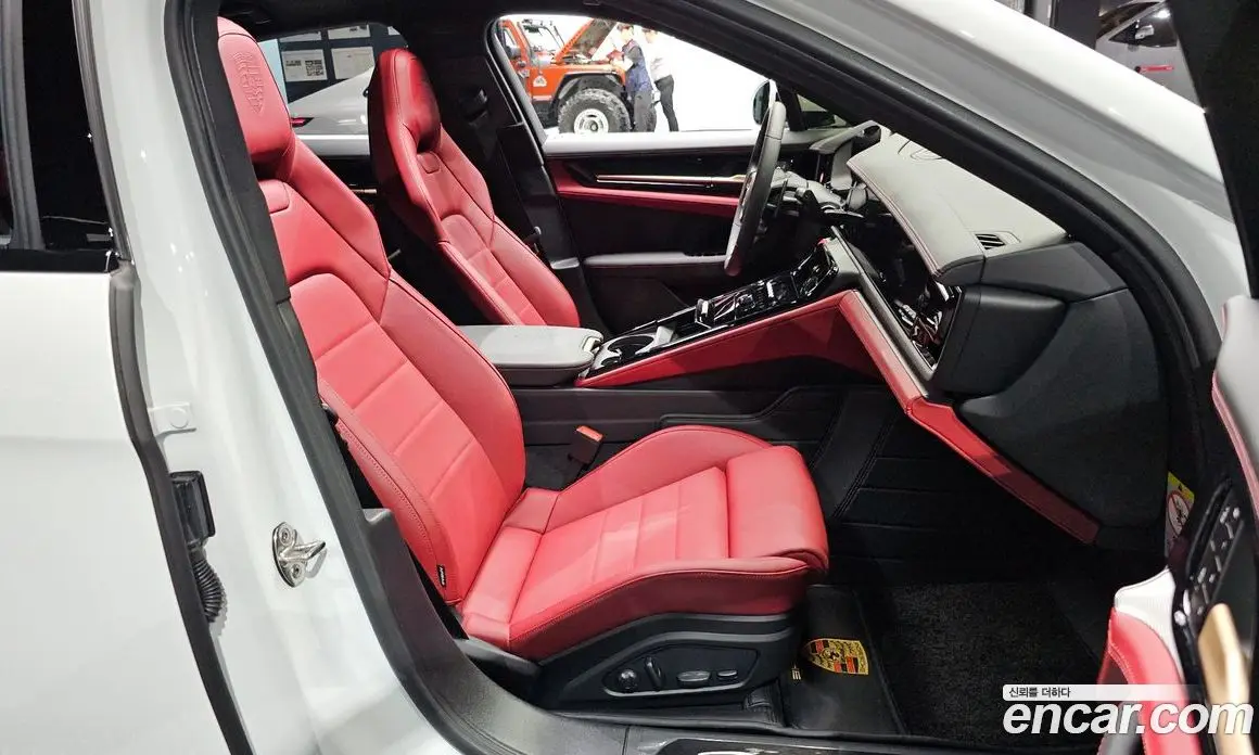 Porsche Panamera 2025 2.9 автомат (гидро), фото 18 Porsche Panamera 2025 2.9 автомат (гидро), фото 18