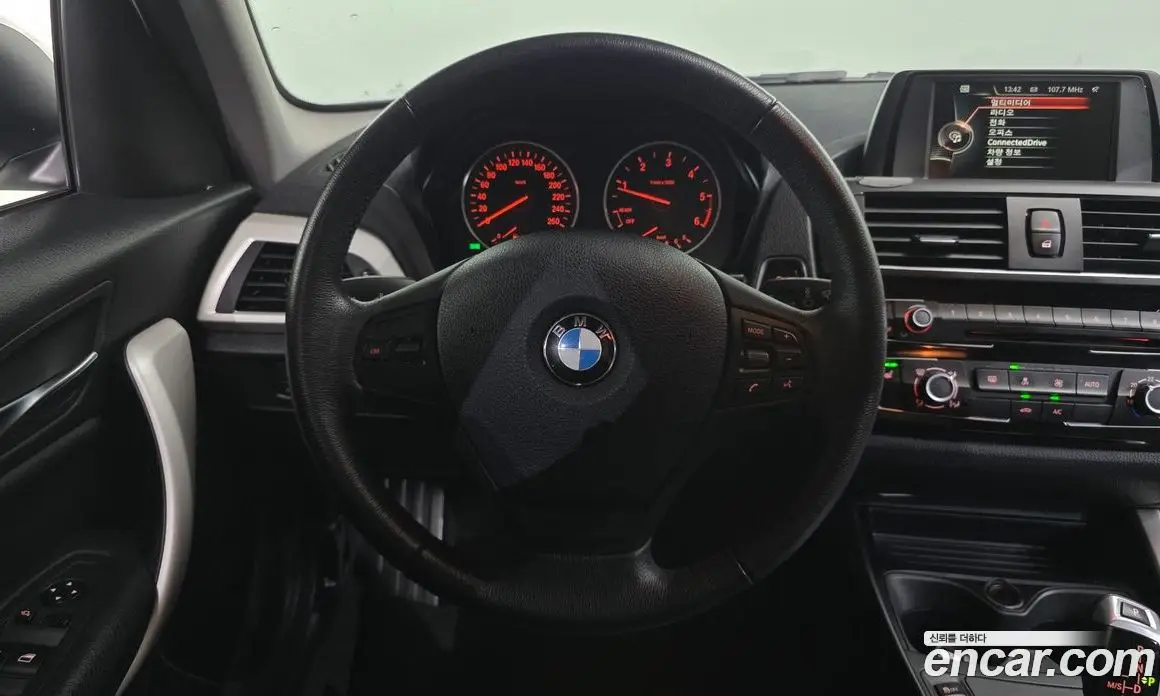 BMW 1 серия 2016 2.0 автомат (гидро), фото 13 BMW 1 серия 2016 2.0 автомат (гидро), фото 13