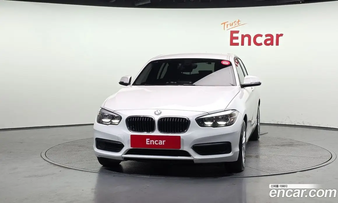 BMW 1 серия 2016 2.0 автомат (гидро), фото 3 BMW 1 серия 2016 2.0 автомат (гидро), фото 3