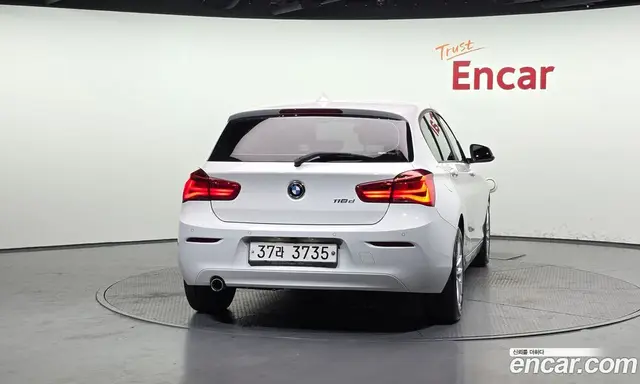 BMW 1 серия 2016 2.0 автомат (гидро), миниатюра 4 BMW 1 серия 2016 2.0 автомат (гидро), миниатюра 4