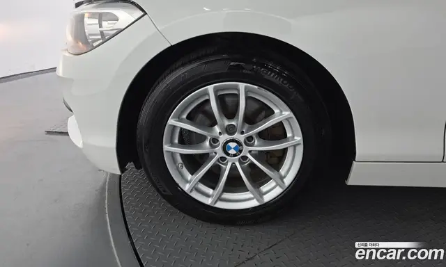 BMW 1 серия 2016 2.0 автомат (гидро), миниатюра 5 BMW 1 серия 2016 2.0 автомат (гидро), миниатюра 5