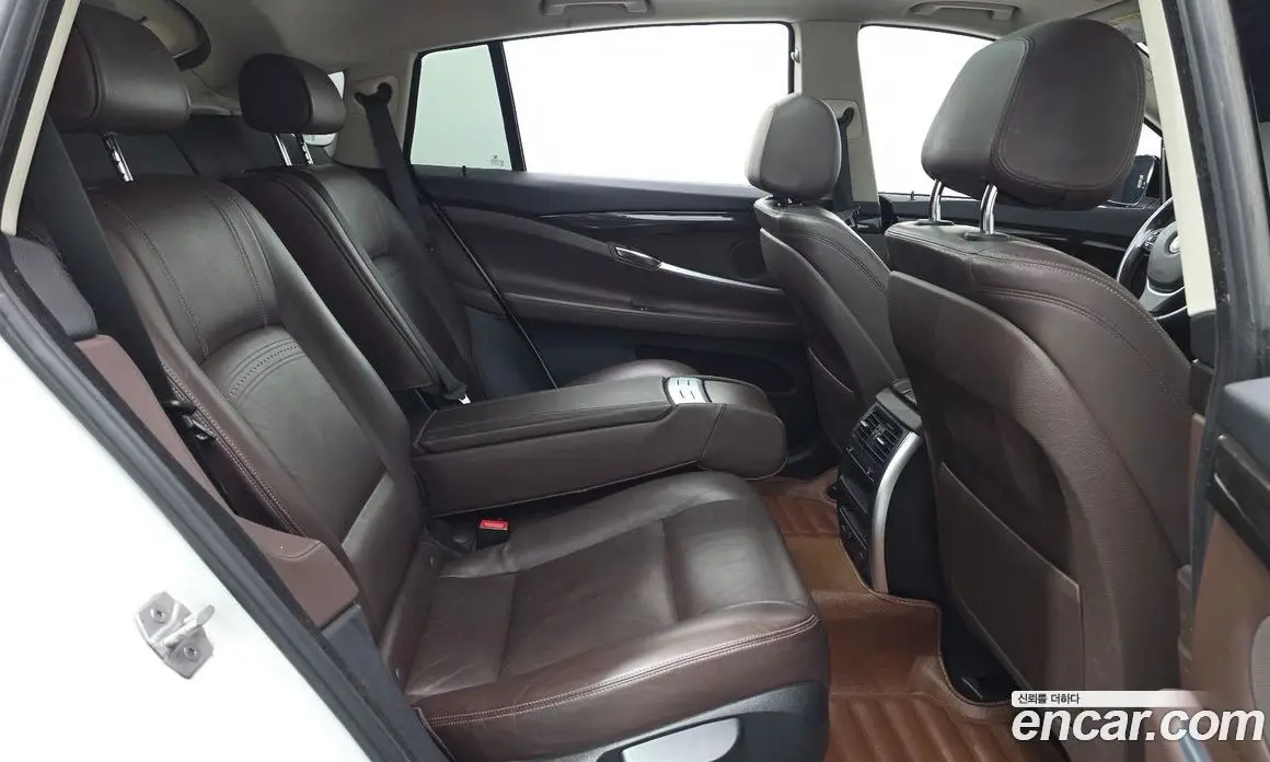 BMW 5 серия 2016 2.0 автомат (гидро), фото 12 BMW 5 серия 2016 2.0 автомат (гидро), фото 12