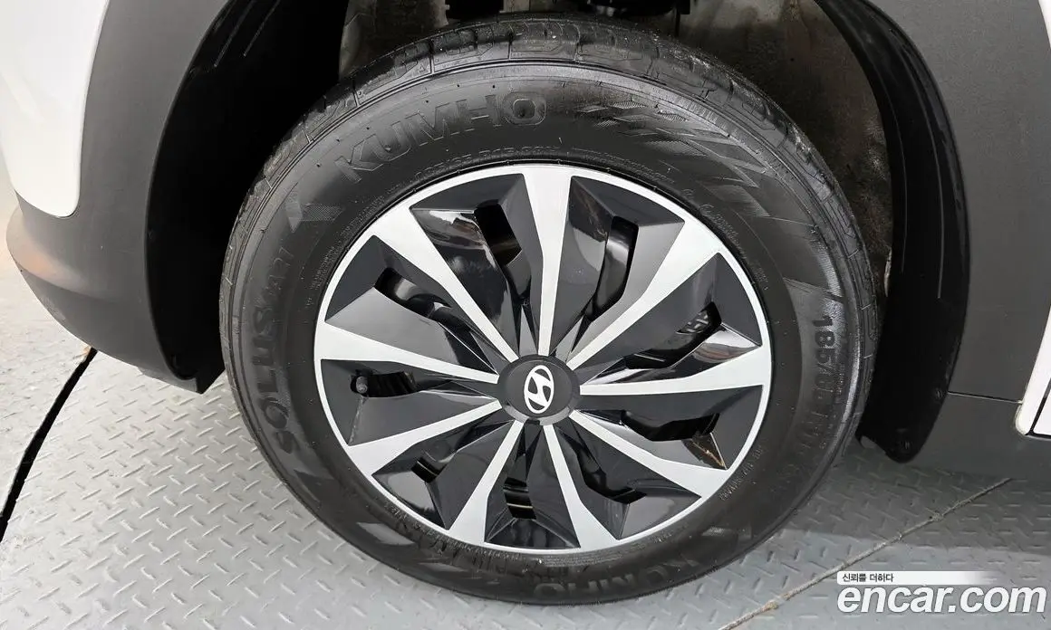 Hyundai Casper 2022 1.0 автомат (гидро), фото 5