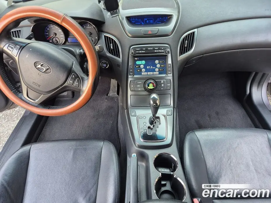 Hyundai Genesis 2011 2.0 автомат (гидро), фото 14
