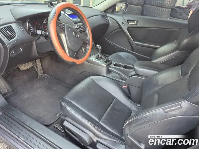 Hyundai Genesis 2011 2.0 автомат (гидро), миниатюра 6