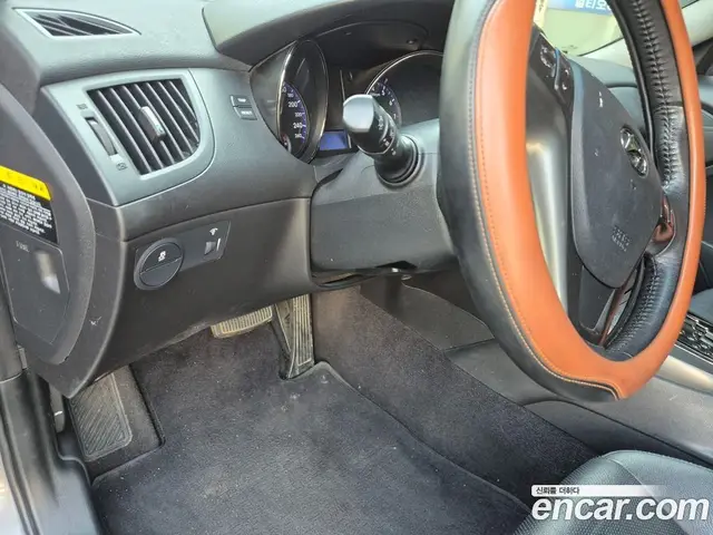 Hyundai Genesis 2011 2.0 автомат (гидро), миниатюра 8