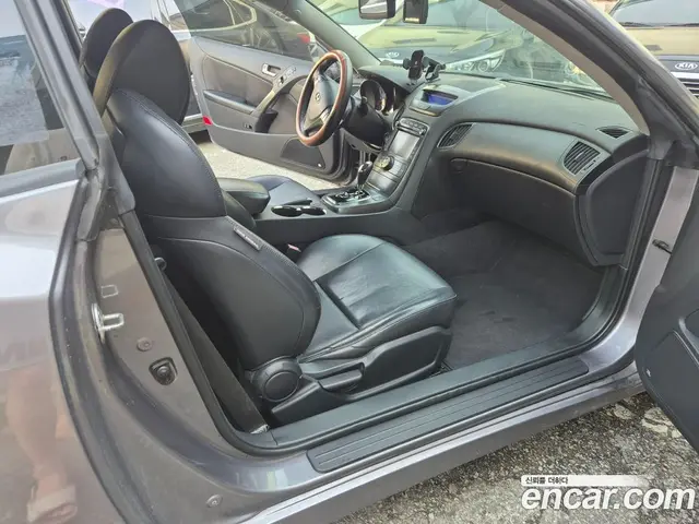Hyundai Genesis 2011 2.0 автомат (гидро), миниатюра 10
