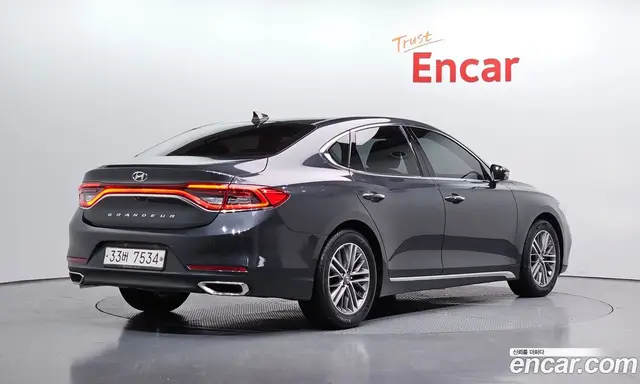 Hyundai Grandeur 2017 2.4 автомат (гидро), миниатюра 2