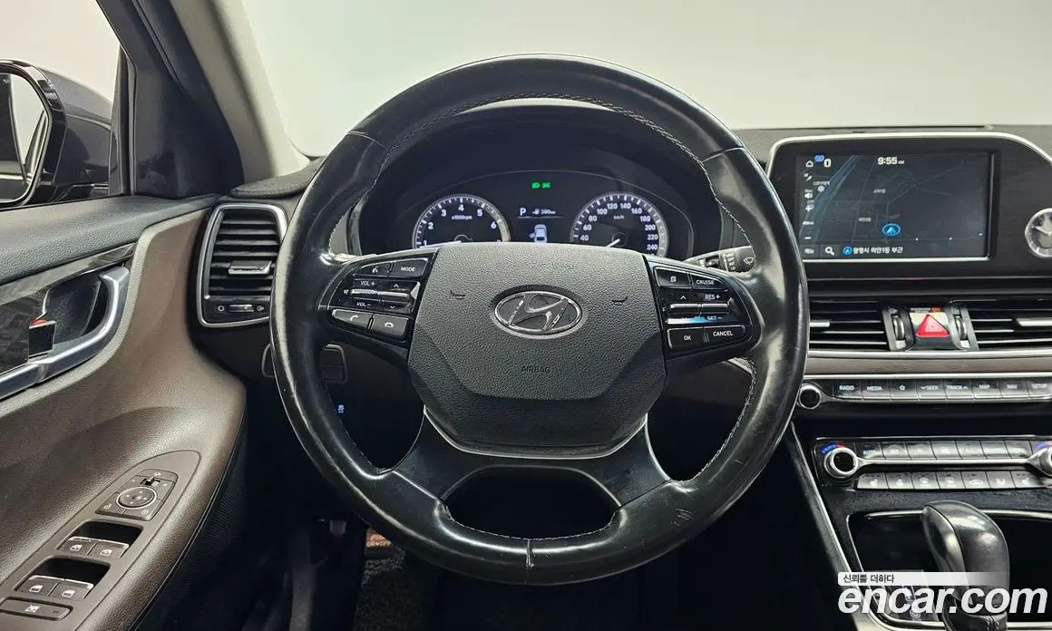 Hyundai Grandeur 2017 2.4 автомат (гидро), фото 13