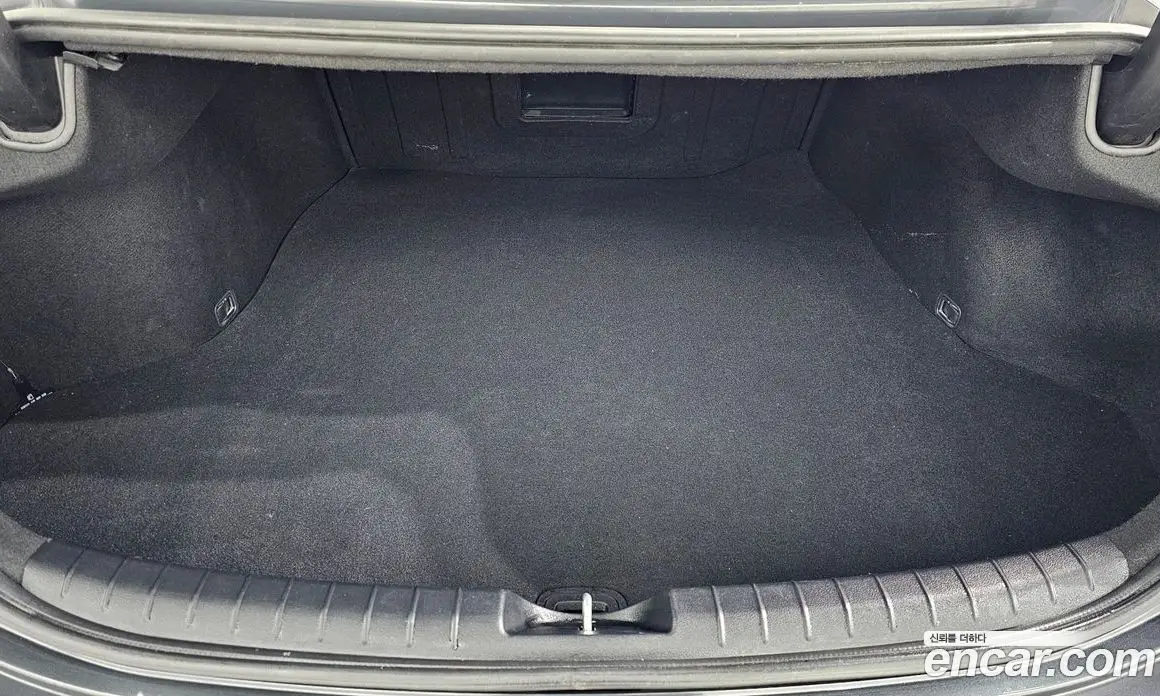 Hyundai Grandeur 2017 2.4 автомат (гидро), фото 15