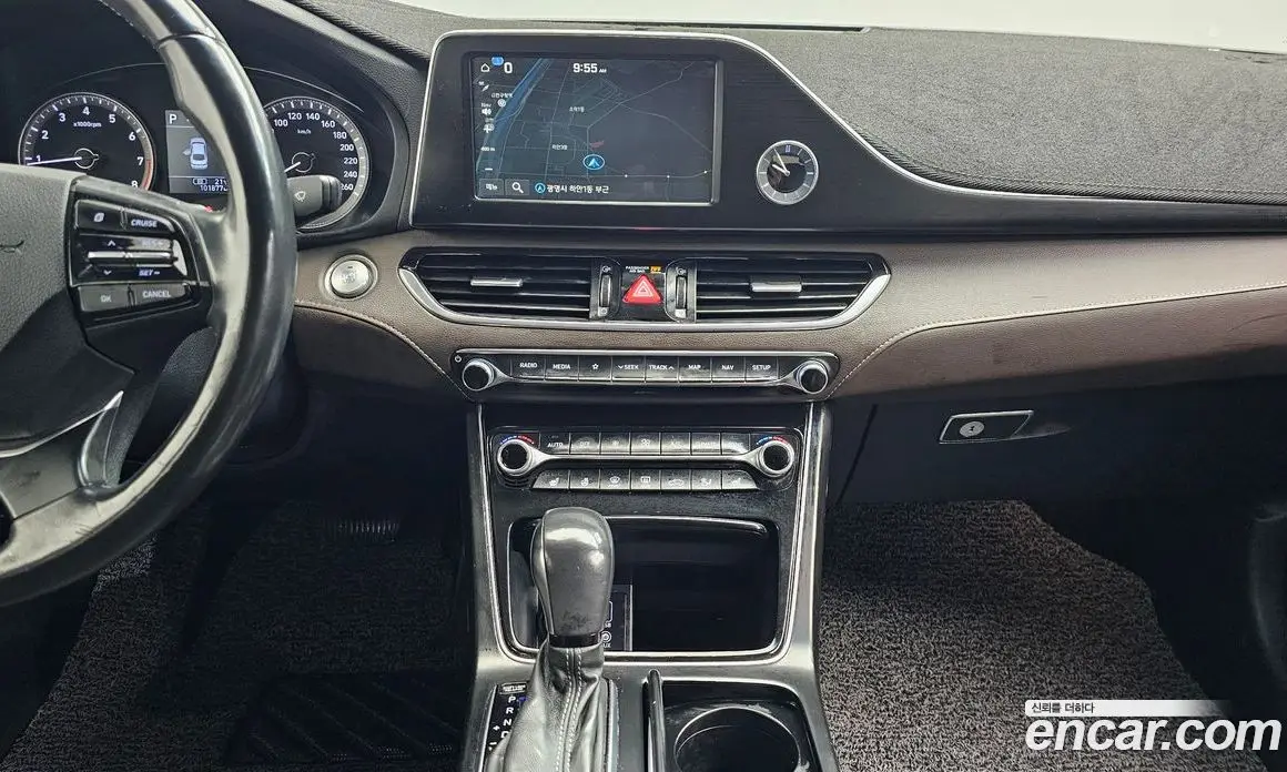 Hyundai Grandeur 2017 2.4 автомат (гидро), фото 16