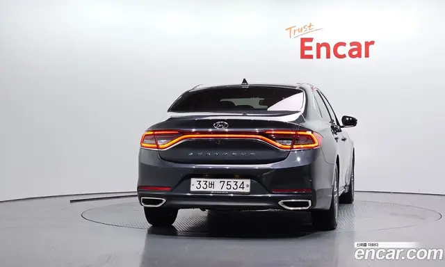 Hyundai Grandeur 2017 2.4 автомат (гидро), миниатюра 4