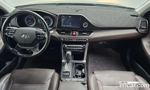 Hyundai Grandeur 2017 2.4 автомат (гидро), миниатюра 7