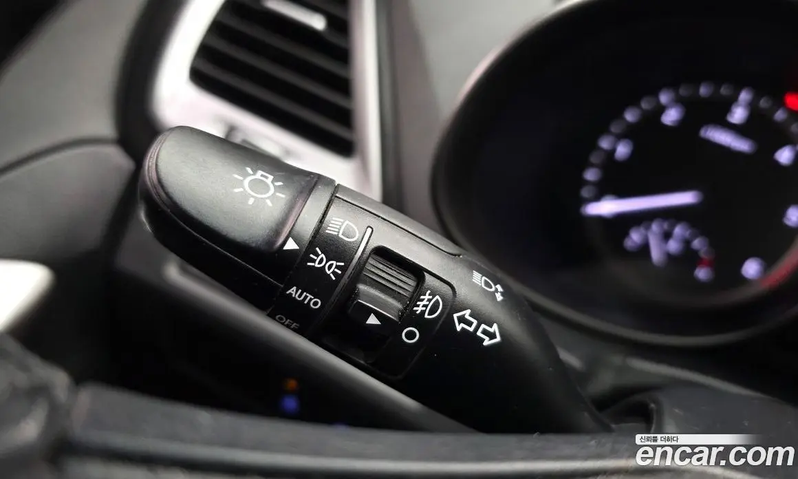 Hyundai Santa Fe 2016 2.0 автомат (гидро), фото 17