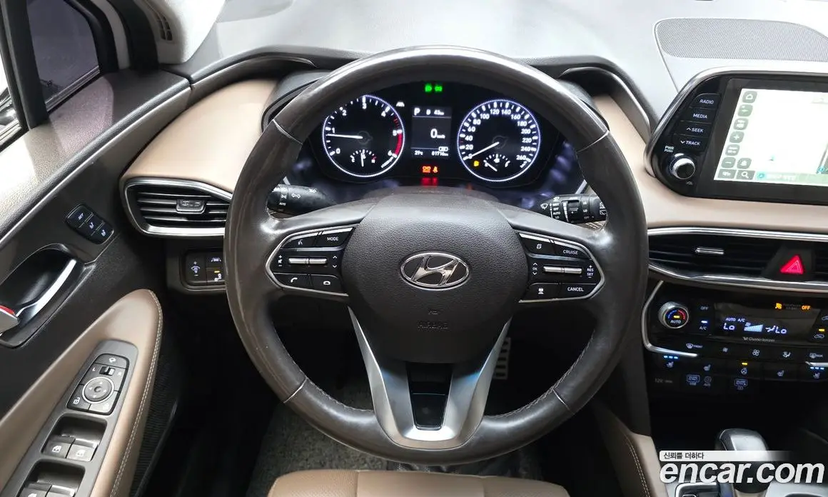 Hyundai Santa Fe 2018 2.0 автомат (гидро), фото 19