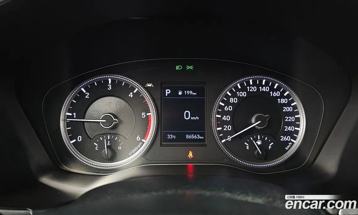 Hyundai Santa Fe 2018 2.0 автомат (гидро), фото 11