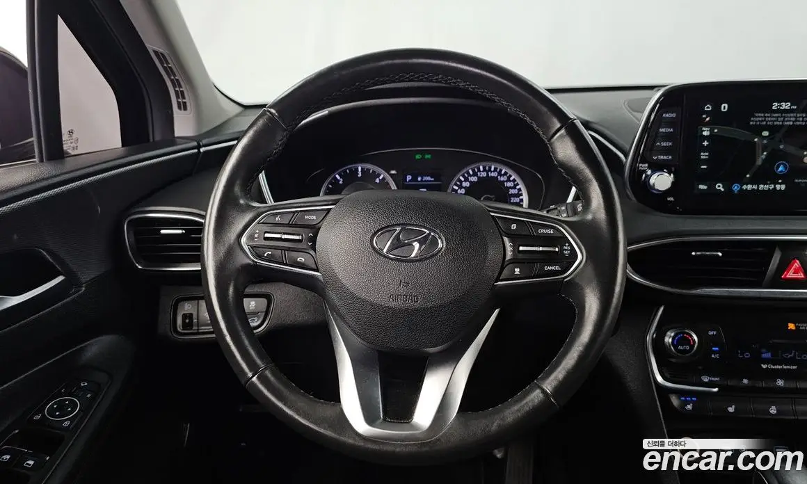 Hyundai Santa Fe 2018 2.0 автомат (гидро), фото 19