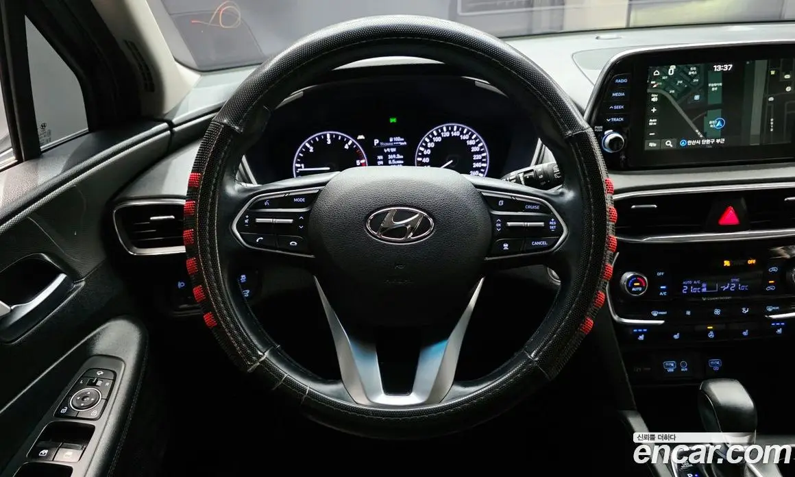 Hyundai Santa Fe 2019 2.0 автомат (гидро), фото 19