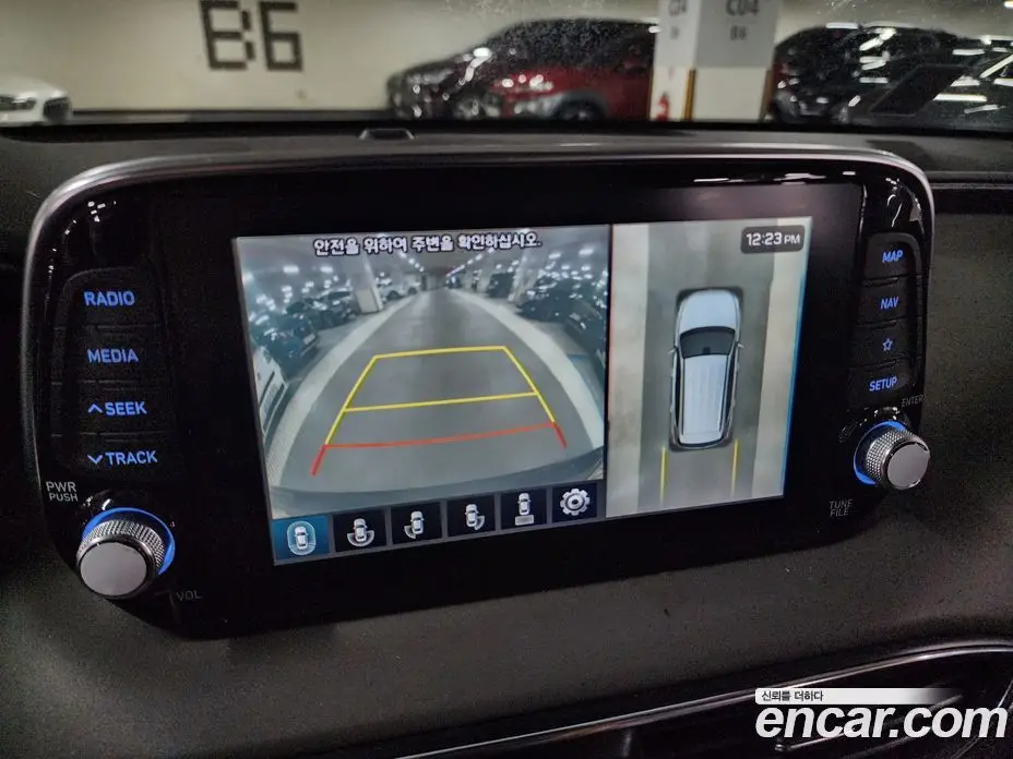 Hyundai Santa Fe 2019 2.0 автомат (гидро), фото 13 Hyundai Santa Fe 2019 2.0 автомат (гидро), фото 13