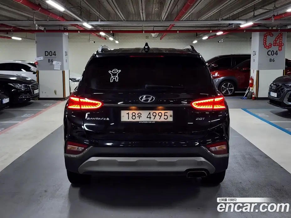 Hyundai Santa Fe 2019 2.0 автомат (гидро), фото 4 Hyundai Santa Fe 2019 2.0 автомат (гидро), фото 4