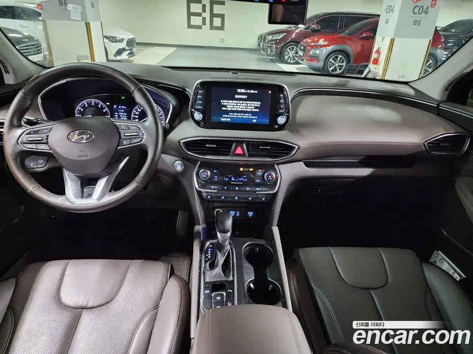 Hyundai Santa Fe 2019 2.0 автомат (гидро), фото 6 Hyundai Santa Fe 2019 2.0 автомат (гидро), фото 6