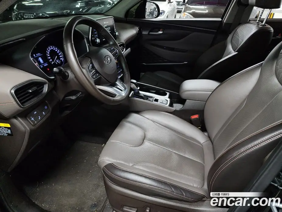Hyundai Santa Fe 2019 2.0 автомат (гидро), фото 9 Hyundai Santa Fe 2019 2.0 автомат (гидро), фото 9