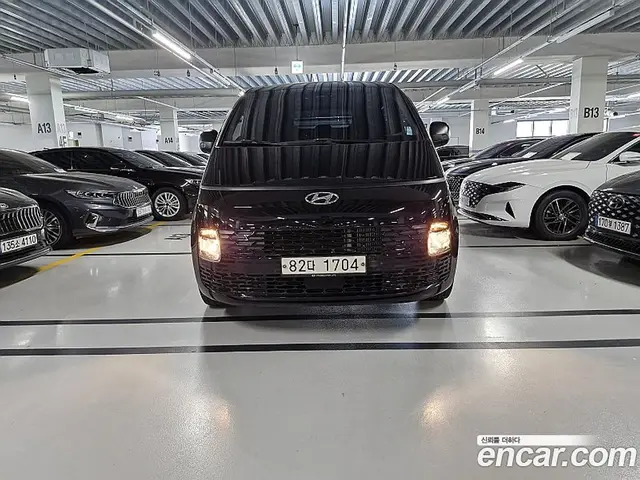 Hyundai Staria, 2021, 77 597 км
