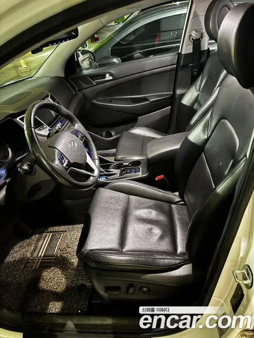 Hyundai Tucson 2015 2.0 автомат (гидро), фото 8