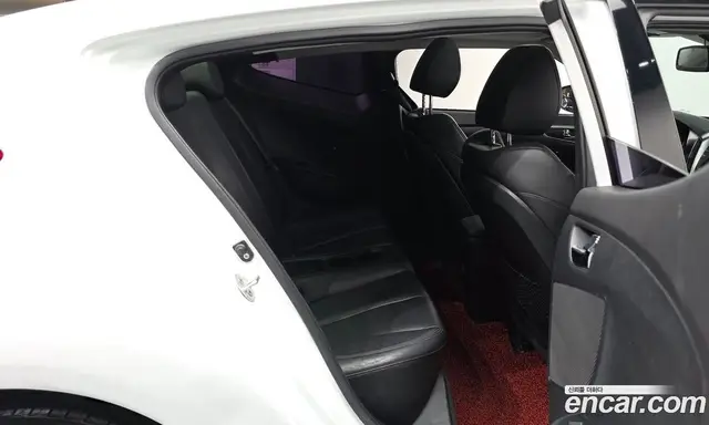Hyundai Veloster 2011 1.6 автомат (гидро), миниатюра 12