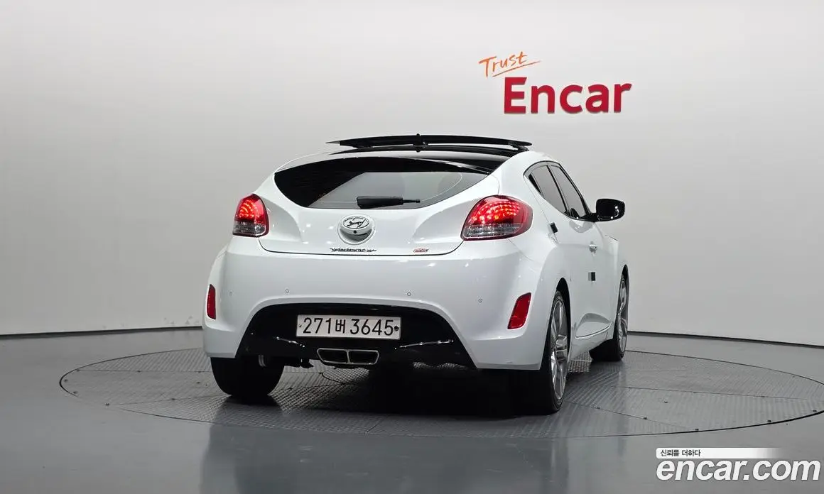 Hyundai Veloster 2011 1.6 автомат (гидро), фото 4