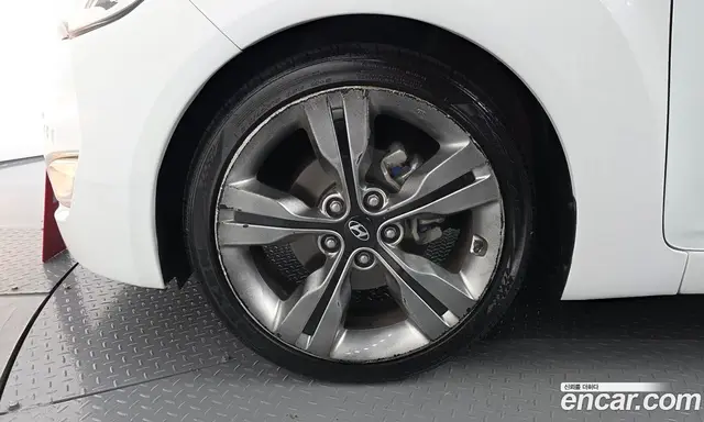 Hyundai Veloster 2011 1.6 автомат (гидро), миниатюра 5