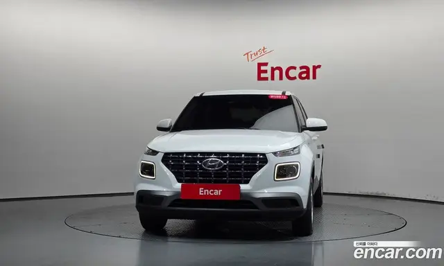 Hyundai Venue 2020 1.6 автомат (гидро), миниатюра 2