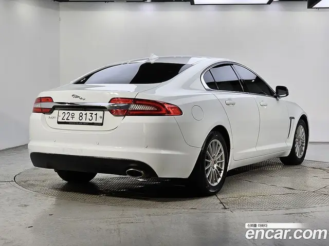 Jaguar XF 2014 2.2 автомат (гидро), миниатюра 4