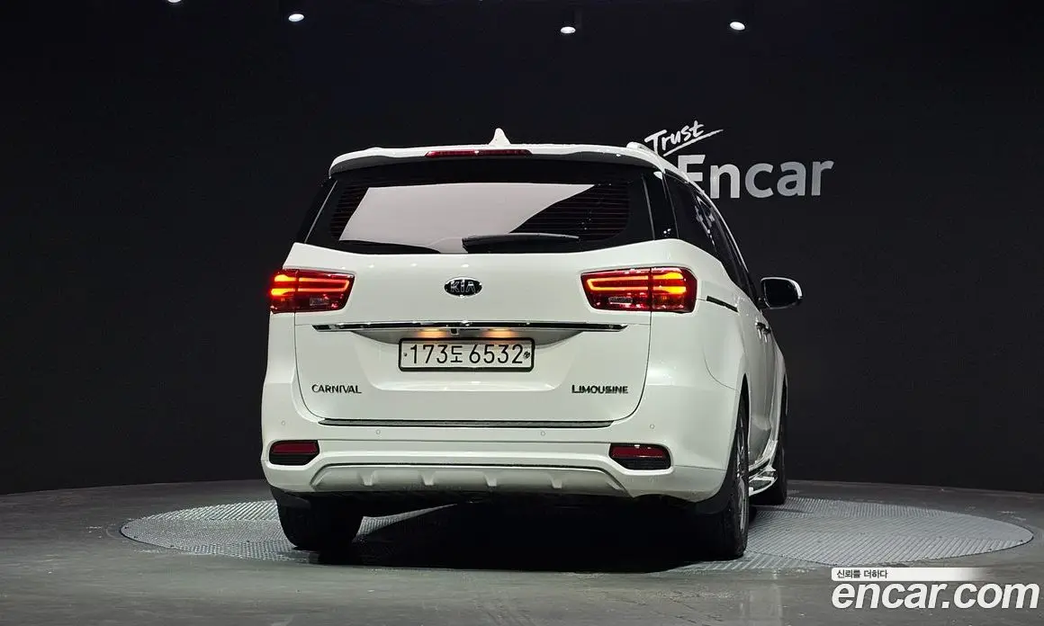 Kia Carnival 2020 2.2 автомат (гидро), фото 4