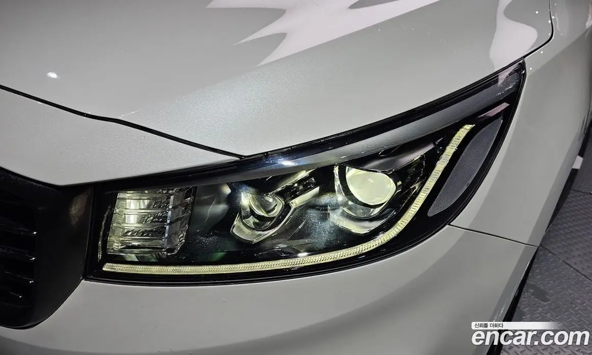 Kia Carnival 2020 2.2 автомат (гидро), фото 8