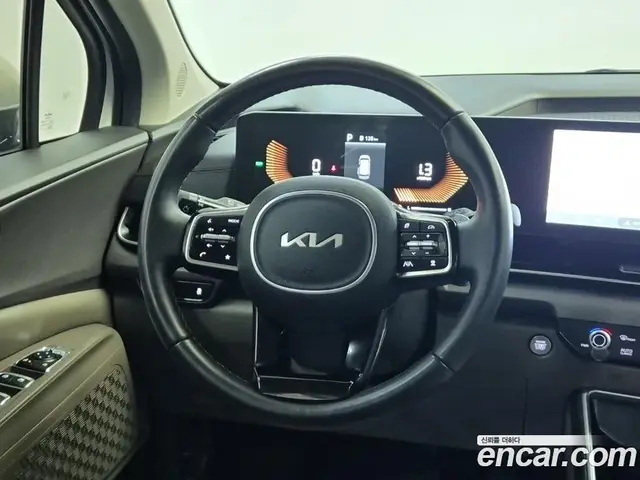 Kia Carnival 2024 1.6 автомат (гидро), миниатюра 8