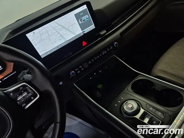 Kia Carnival 2024 1.6 автомат (гидро), миниатюра 9