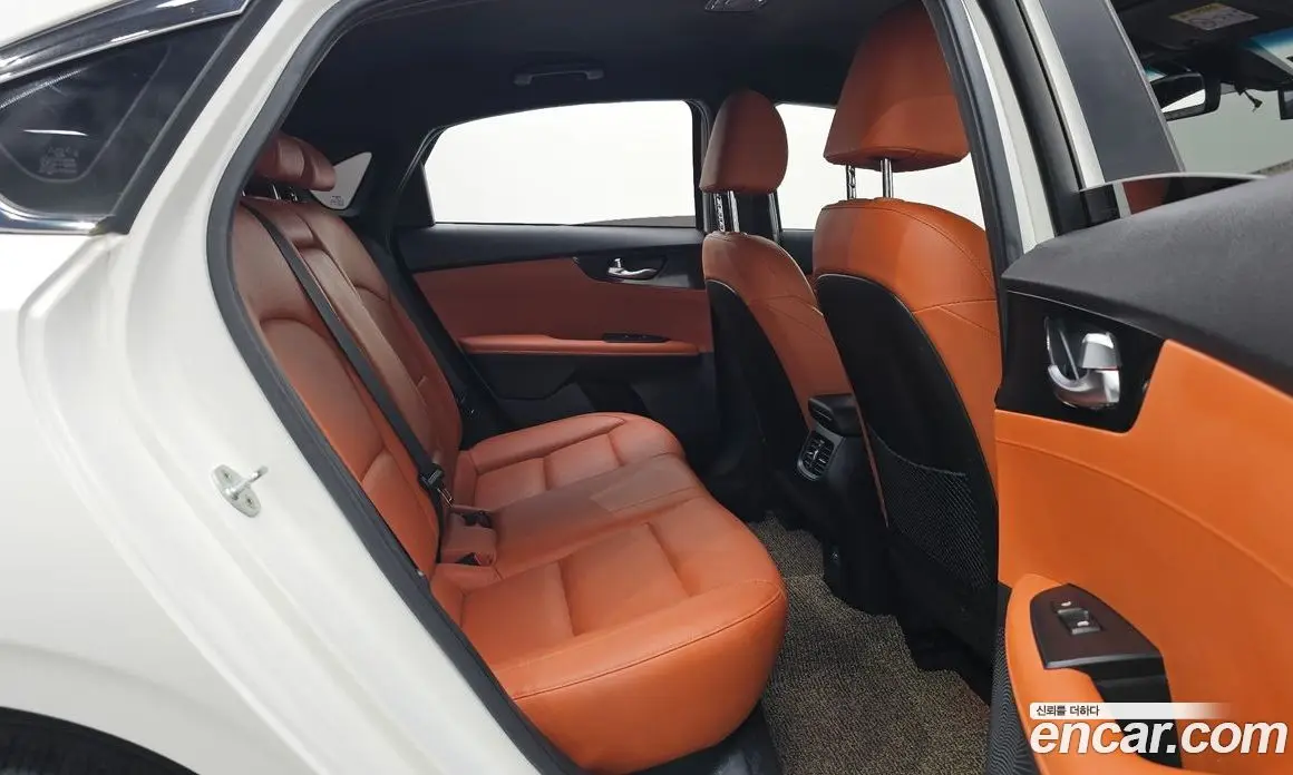 Kia K3 2021 1.6 автомат (гидро), фото 17
