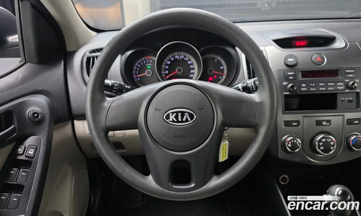 Kia Porte 2011 1.6 АКПП, фото 13