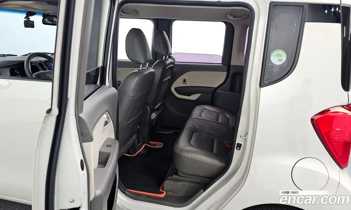 Kia Ray 2012 1.0 автомат (гидро), фото 11