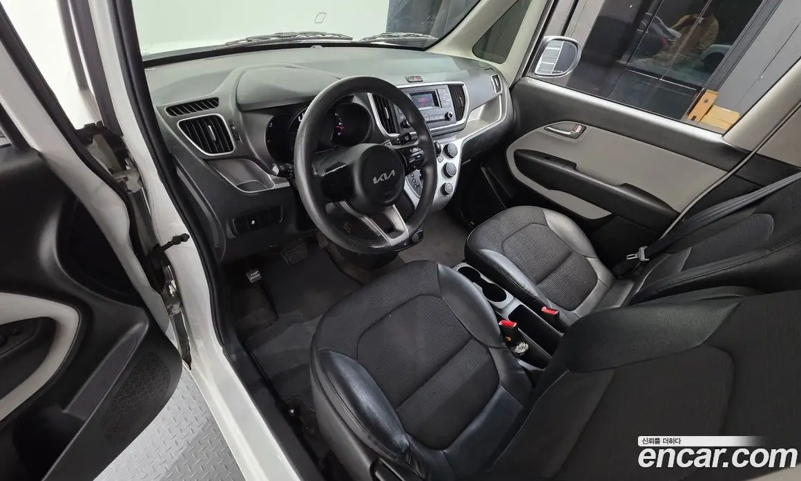 Kia Ray 2021 1.0 автомат (гидро), фото 7