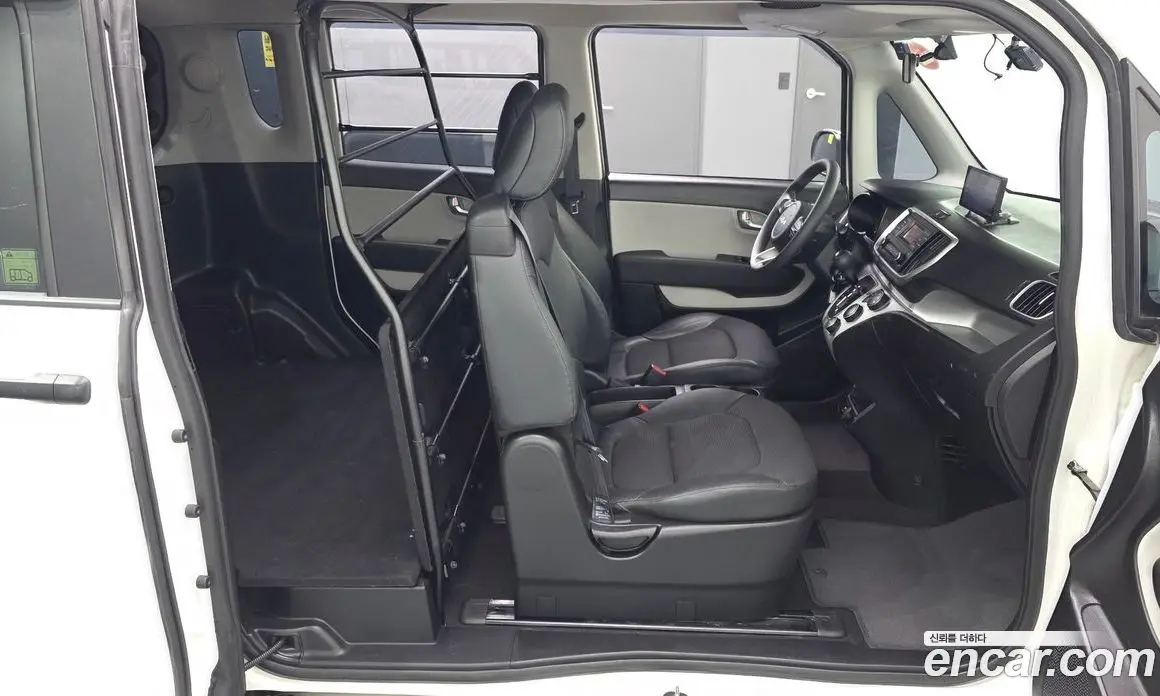 Kia Ray 2021 1.0 автомат (гидро), фото 17