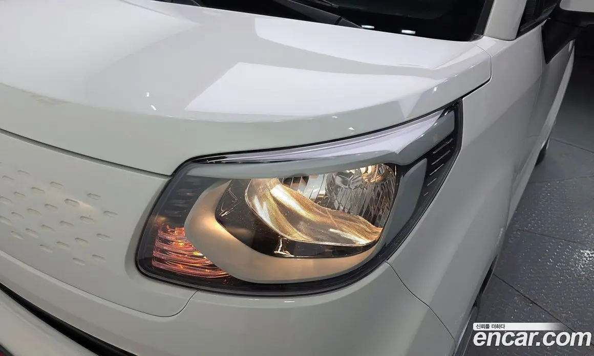 Kia Ray 2021 1.0 автомат (гидро), фото 8