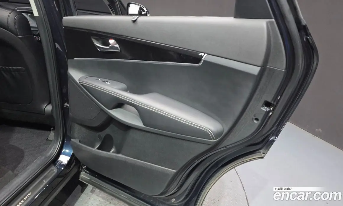 Kia Sorento 2019 2.0 автомат (гидро), фото 15