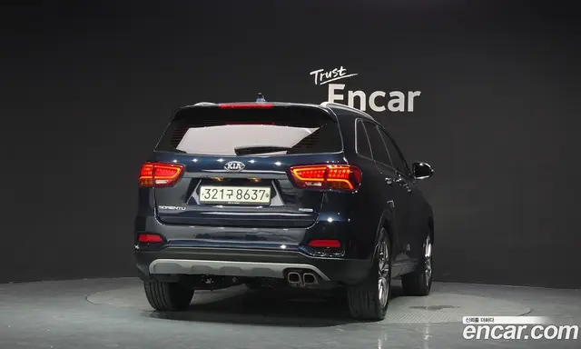 Kia Sorento 2019 2.0 автомат (гидро), миниатюра 4