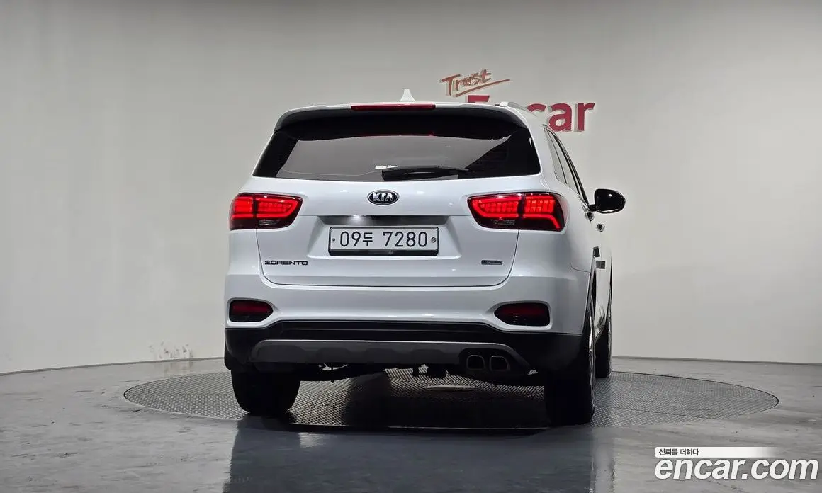 Kia Sorento 2019 2.0 автомат (гидро), фото 4 Kia Sorento 2019 2.0 автомат (гидро), фото 4